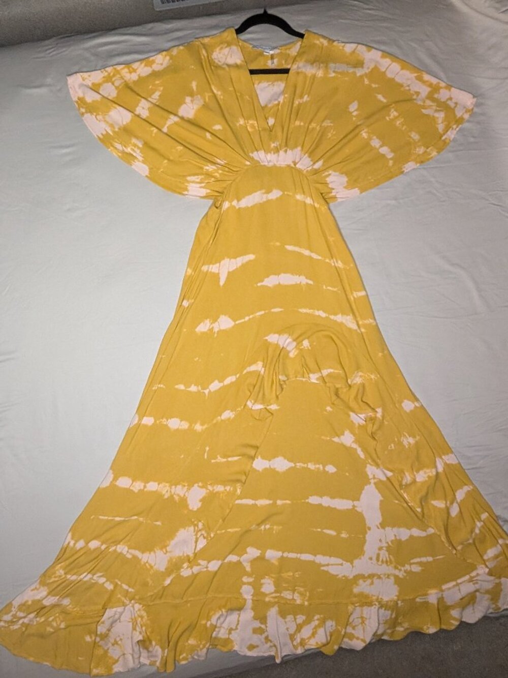 Never worn Young Fabulous & Broke Yellow Tie-Dye Flowy Boho Maxi Dress Size XS